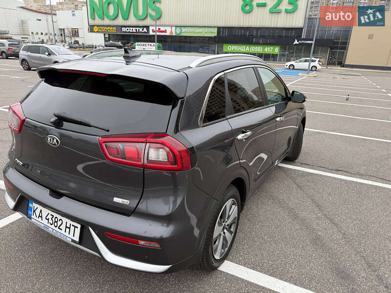 Позашляховик / Кросовер Kia Niro 2018 в Києві
