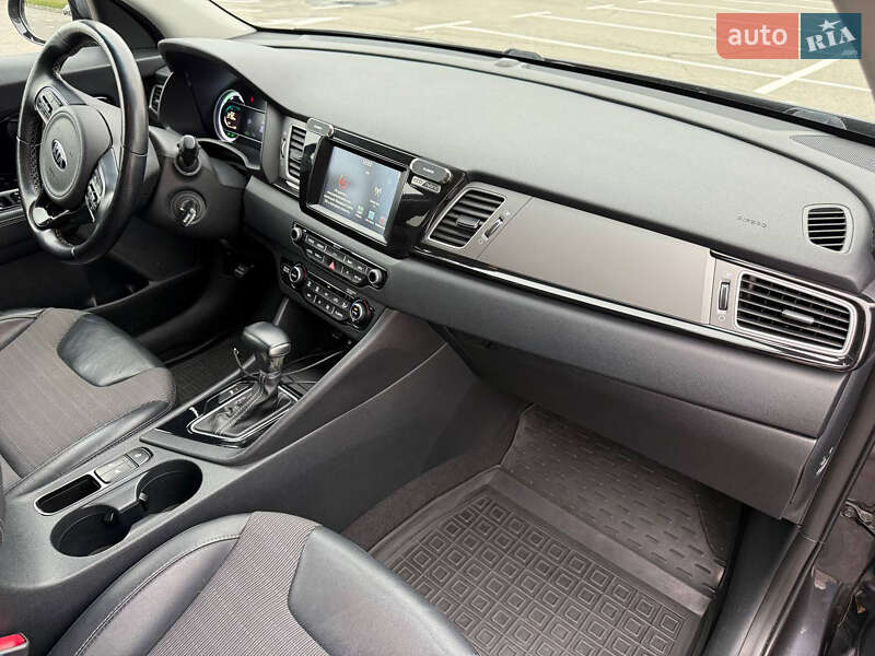 Позашляховик / Кросовер Kia Niro 2018 в Києві