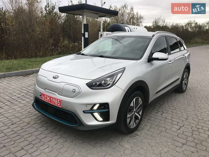 Внедорожник / Кроссовер Kia Niro 2020 в Львове