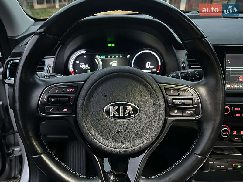 Внедорожник / Кроссовер Kia Niro 2019 в Киеве