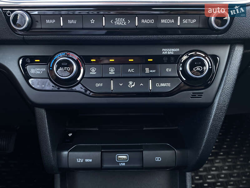 Внедорожник / Кроссовер Kia Niro 2020 в Львове