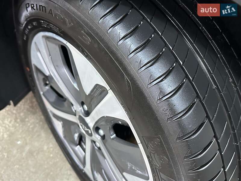 Внедорожник / Кроссовер Kia Niro 2022 в Львове