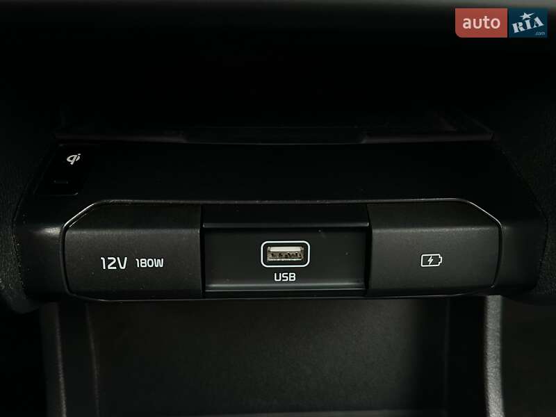 Внедорожник / Кроссовер Kia Niro 2022 в Львове