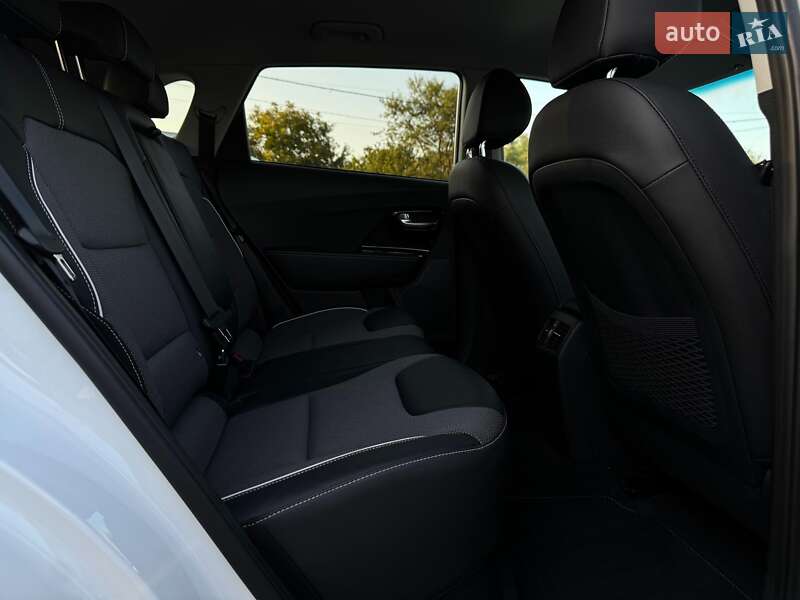 Внедорожник / Кроссовер Kia Niro 2021 в Львове