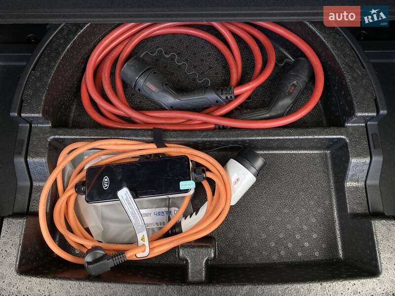 Внедорожник / Кроссовер Kia Niro 2020 в Львове