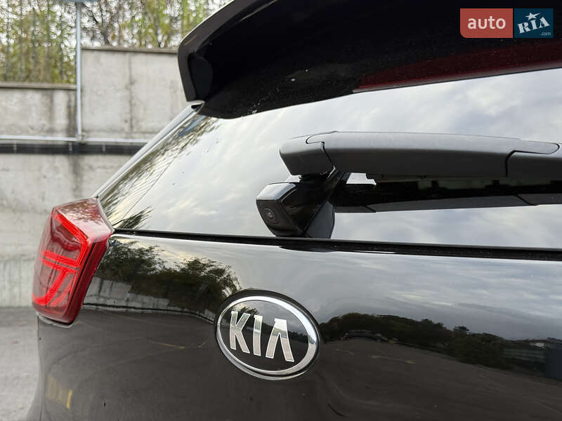 Внедорожник / Кроссовер Kia Niro 2021 в Ровно