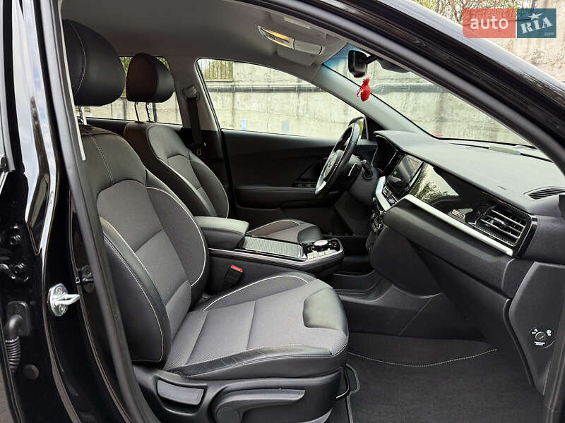 Внедорожник / Кроссовер Kia Niro 2021 в Ровно