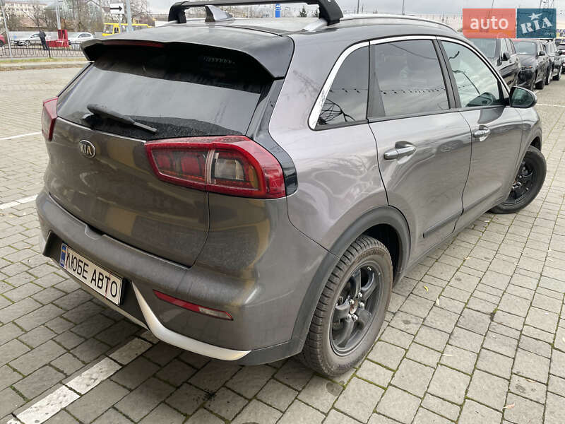 Внедорожник / Кроссовер Kia Niro 2018 в Львове