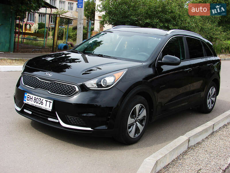 Внедорожник / Кроссовер Kia Niro 2017 в Одессе фото 2 Внедорожник / Кроссовер Kia Niro 2017 в Одессе