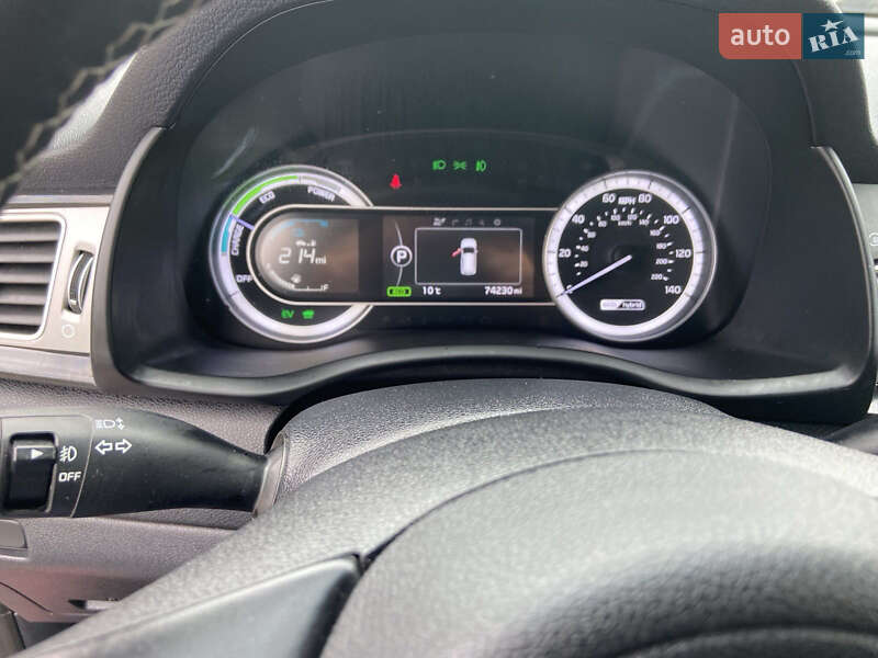 Позашляховик / Кросовер Kia Niro 2018 в Києві