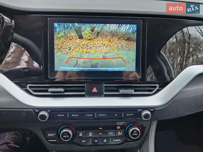 Внедорожник / Кроссовер Kia Niro 2021 в Львове