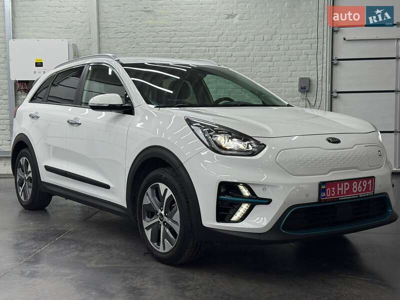Позашляховик / Кросовер Kia Niro 2020 в Луцьку фото 3 Позашляховик / Кросовер Kia Niro 2020 в Луцьку