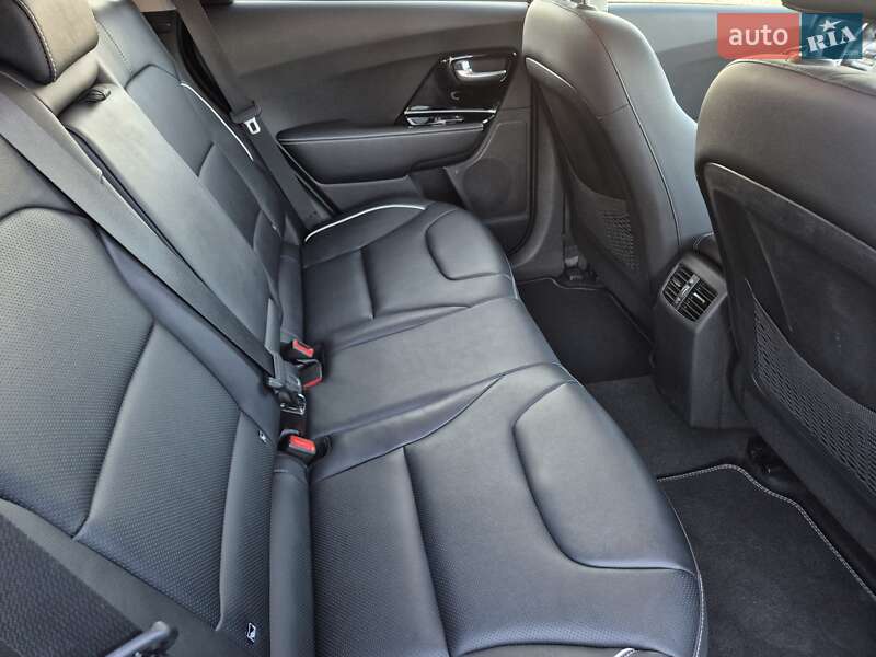 Внедорожник / Кроссовер Kia Niro 2020 в Луцке