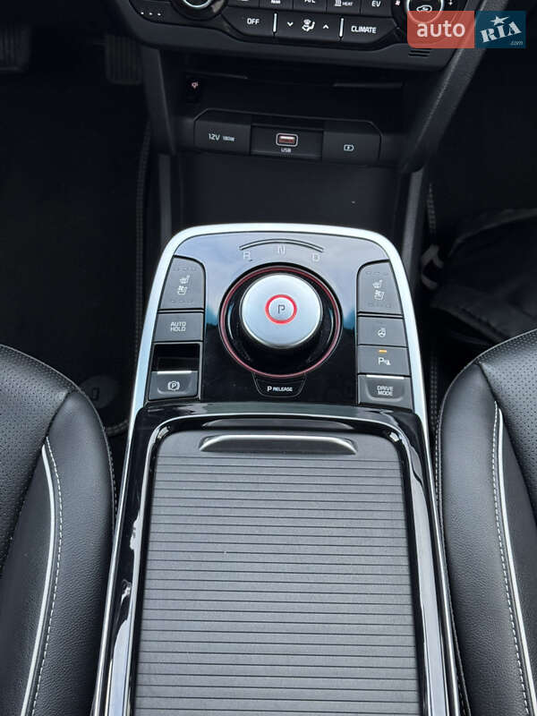 Позашляховик / Кросовер Kia Niro 2020 в Бережанах