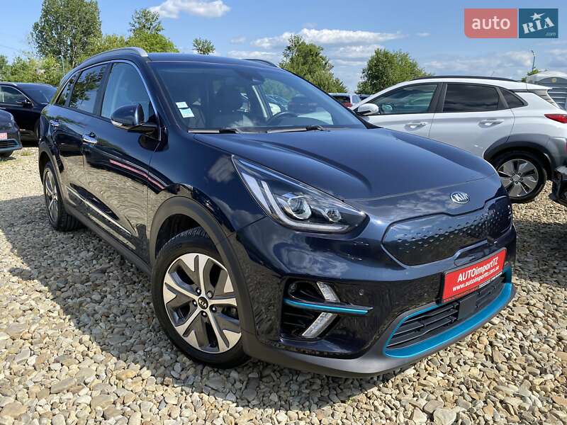 Позашляховик / Кросовер Kia Niro 2020 в Львові фото 16 Позашляховик / Кросовер Kia Niro 2020 в Львові