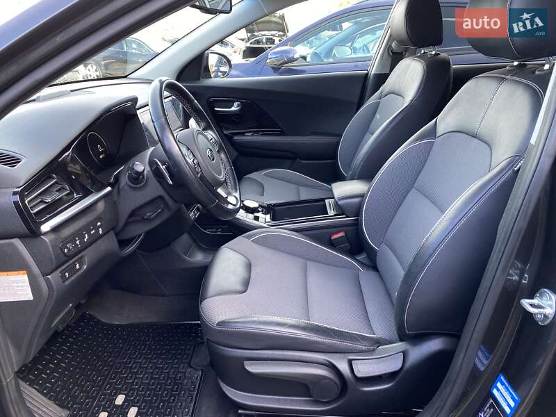 Внедорожник / Кроссовер Kia Niro 2020 в Львове фото 28 Внедорожник / Кроссовер Kia Niro 2020 в Львове
