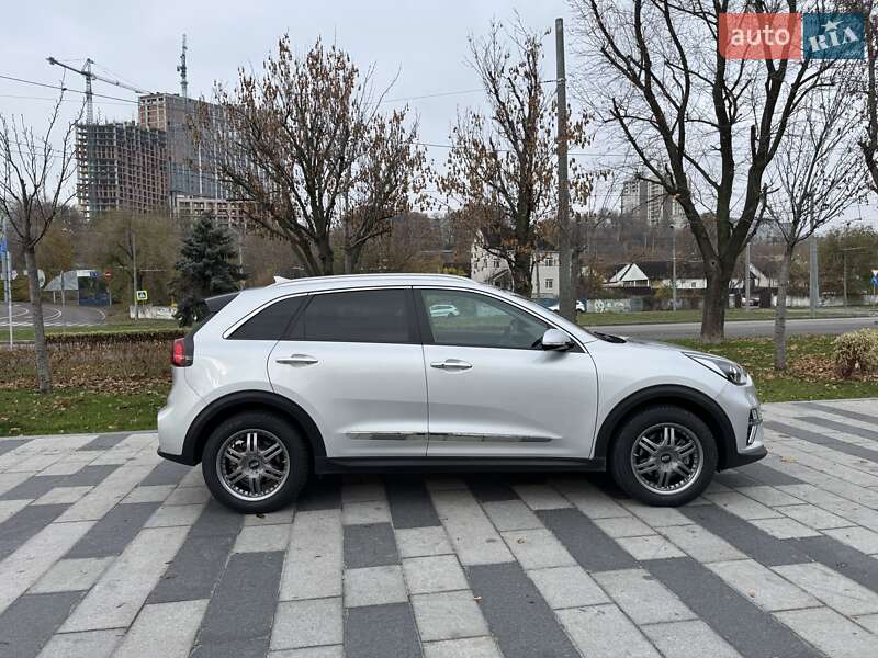 Внедорожник / Кроссовер Kia Niro 2021 в Днепре