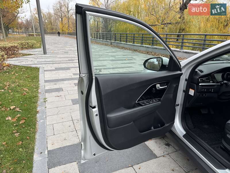 Внедорожник / Кроссовер Kia Niro 2021 в Днепре
