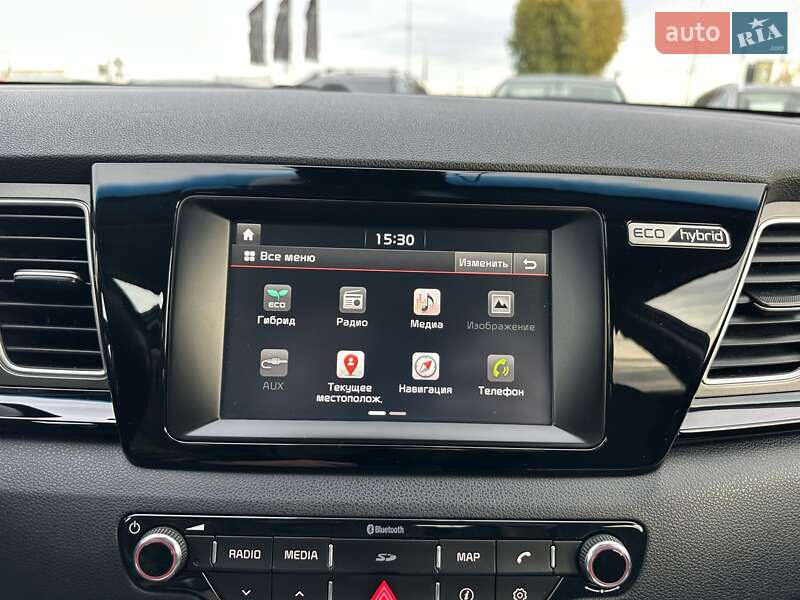 Внедорожник / Кроссовер Kia Niro 2017 в Киеве