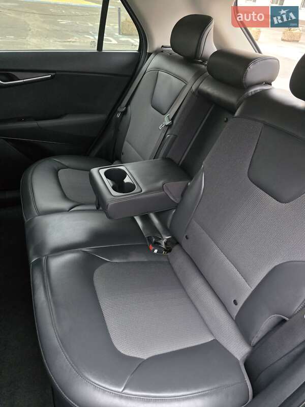 Внедорожник / Кроссовер Kia Niro 2023 в Днепре фото 23 Внедорожник / Кроссовер Kia Niro 2023 в Днепре