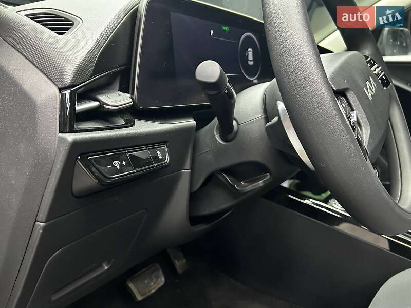 Внедорожник / Кроссовер Kia Niro 2023 в Черновцах