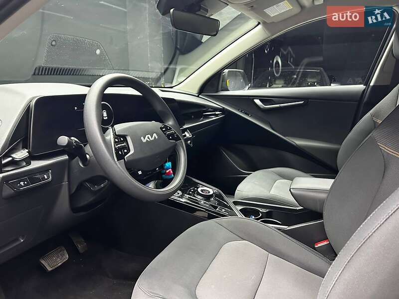 Внедорожник / Кроссовер Kia Niro 2023 в Черновцах