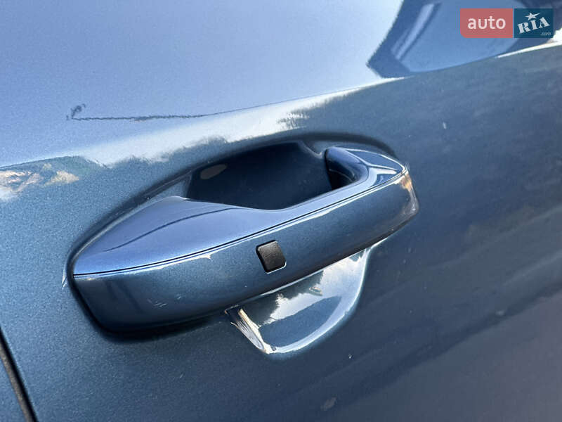 Внедорожник / Кроссовер Kia Niro 2024 в Дрогобыче