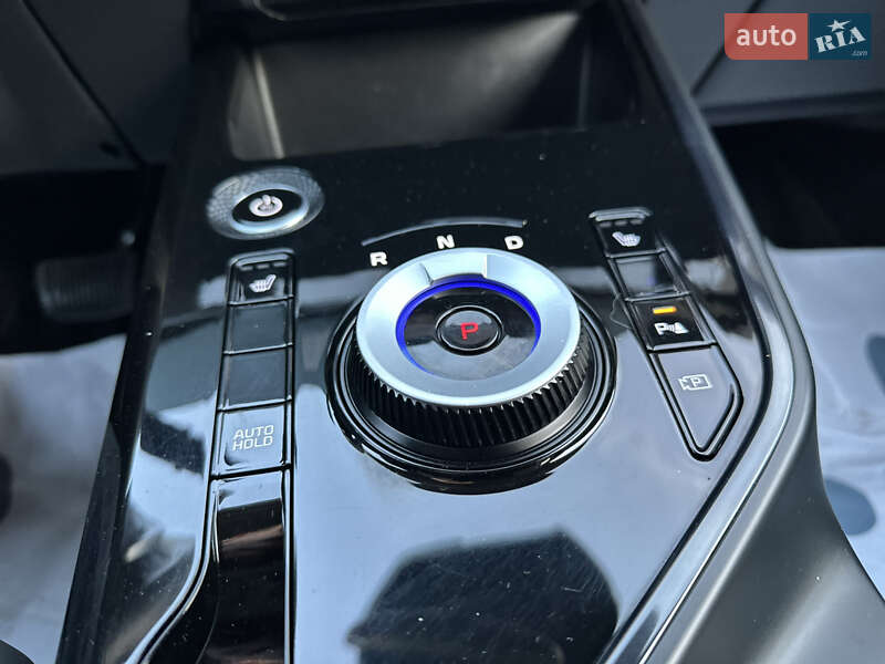 Внедорожник / Кроссовер Kia Niro 2024 в Дрогобыче