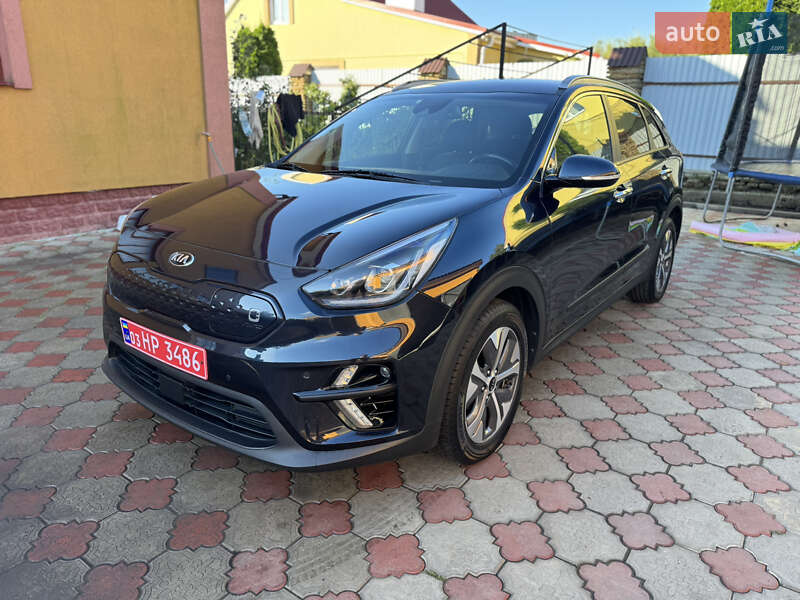Внедорожник / Кроссовер Kia Niro 2020 в Ровно фото 8 Внедорожник / Кроссовер Kia Niro 2020 в Ровно