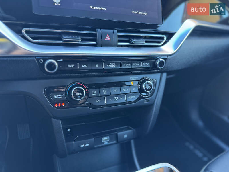 Внедорожник / Кроссовер Kia Niro 2020 в Ровно фото 46 Внедорожник / Кроссовер Kia Niro 2020 в Ровно