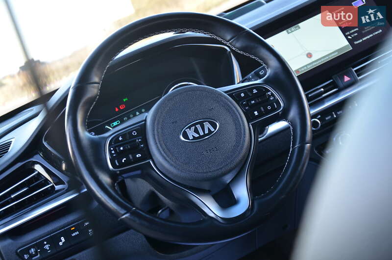 Внедорожник / Кроссовер Kia Niro 2020 в Дрогобыче