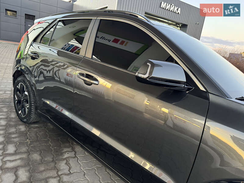 Внедорожник / Кроссовер Kia Niro 2024 в Дрогобыче