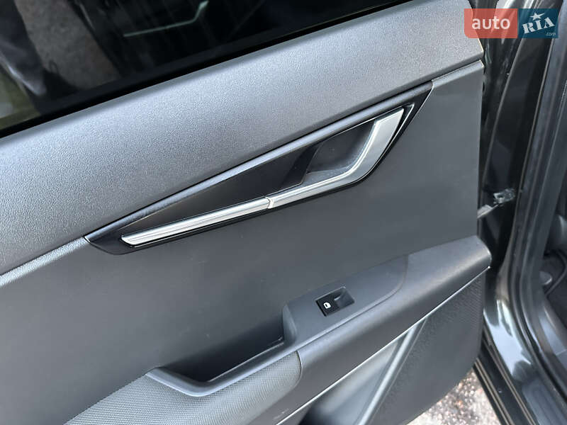 Внедорожник / Кроссовер Kia Niro 2024 в Дрогобыче