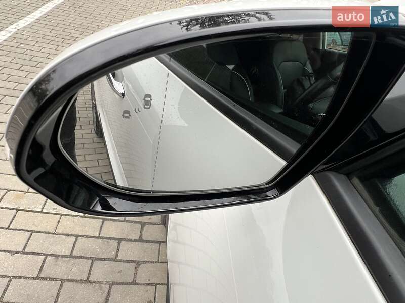 Внедорожник / Кроссовер Kia Niro 2020 в Луцке фото 3 Внедорожник / Кроссовер Kia Niro 2020 в Луцке