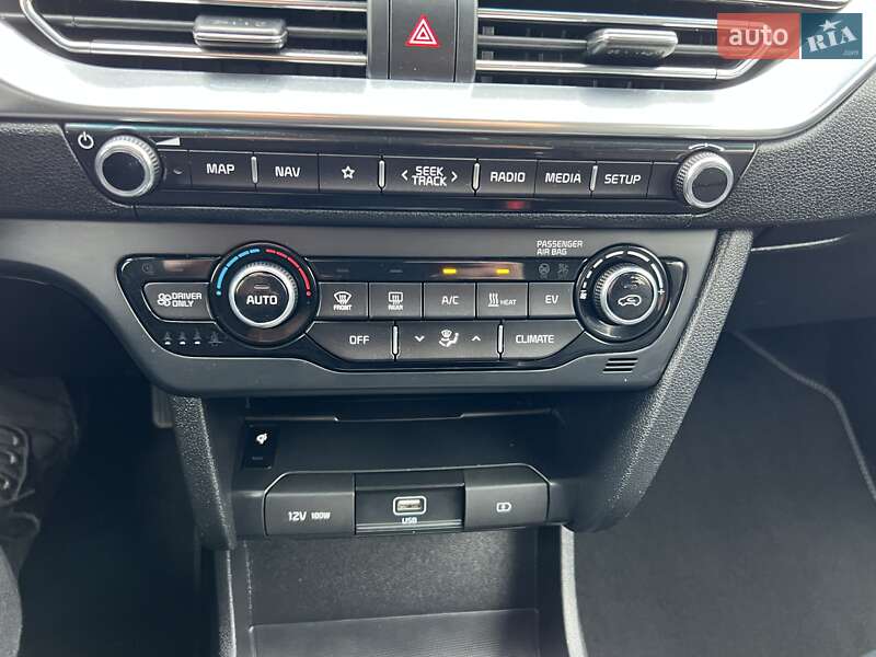 Внедорожник / Кроссовер Kia Niro 2020 в Луцке фото 42 Внедорожник / Кроссовер Kia Niro 2020 в Луцке