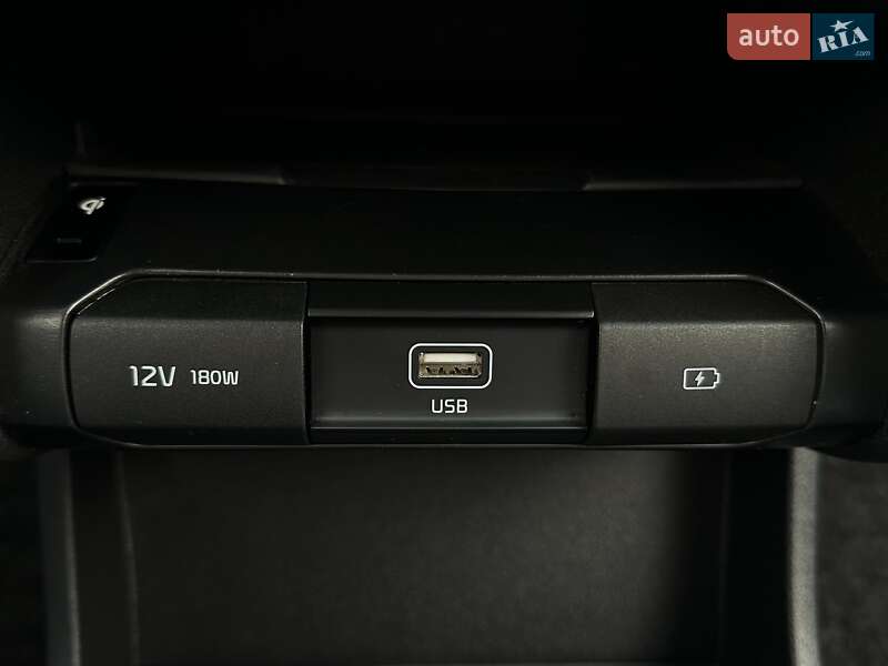 Позашляховик / Кросовер Kia Niro 2022 в Львові