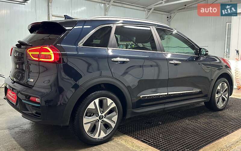 Позашляховик / Кросовер Kia Niro 2022 в Львові