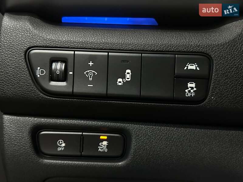 Позашляховик / Кросовер Kia Niro 2022 в Львові