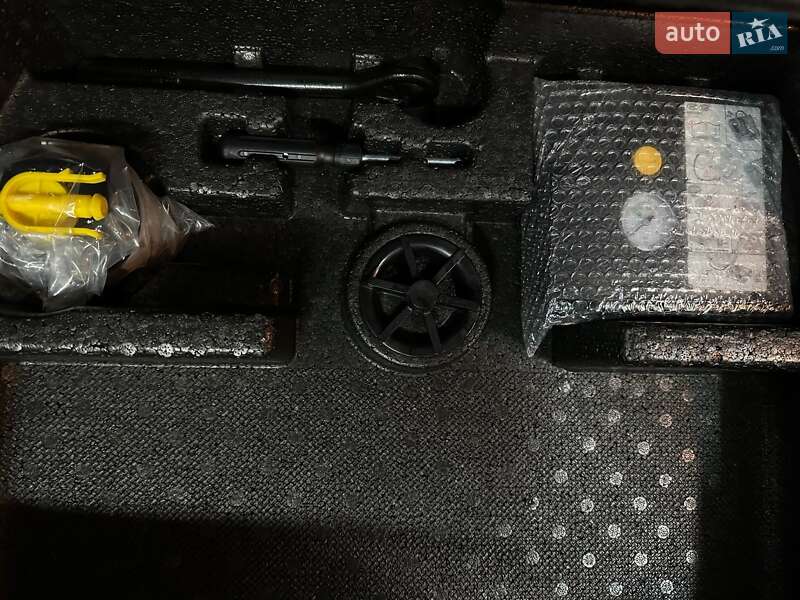 Позашляховик / Кросовер Kia Niro 2022 в Львові