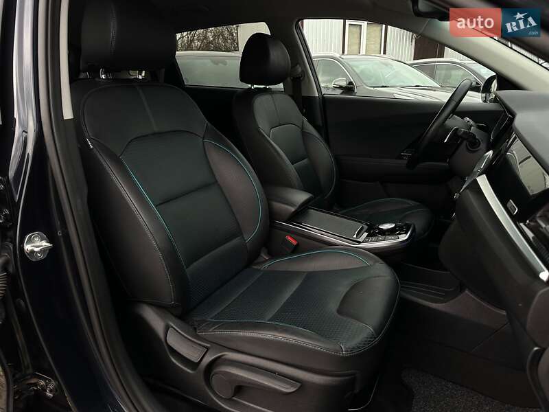 Позашляховик / Кросовер Kia Niro 2022 в Львові