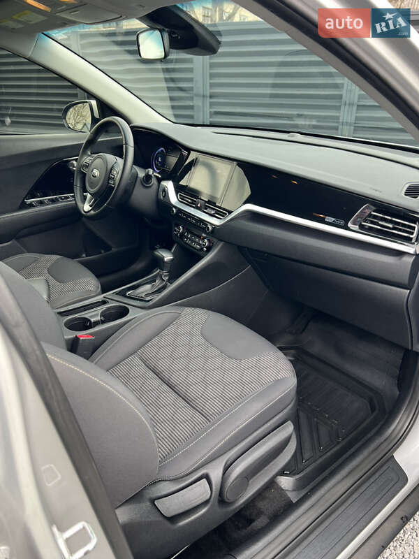 Внедорожник / Кроссовер Kia Niro 2020 в Львове