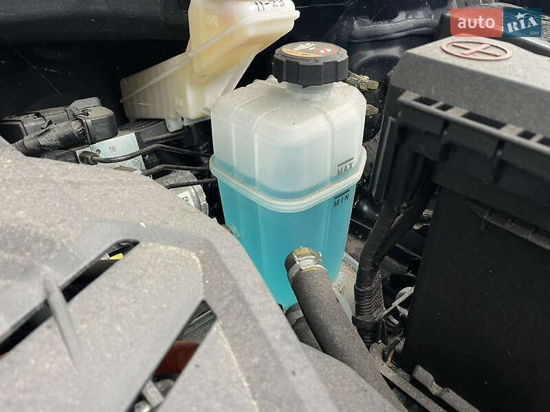 Позашляховик / Кросовер Kia Niro 2019 в Львові