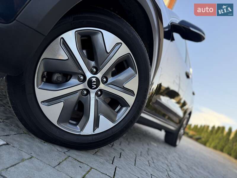 Внедорожник / Кроссовер Kia Niro 2020 в Дрогобыче