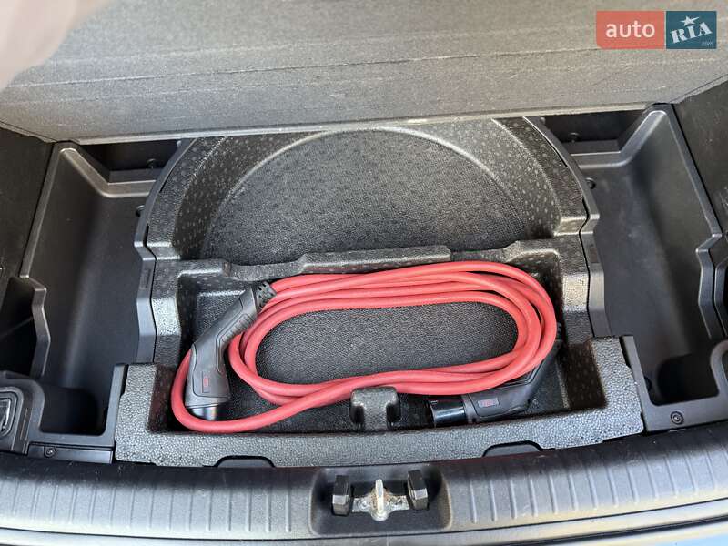 Внедорожник / Кроссовер Kia Niro 2020 в Дрогобыче