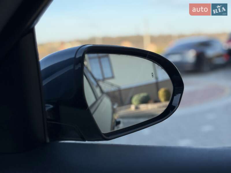 Внедорожник / Кроссовер Kia Niro 2020 в Дрогобыче