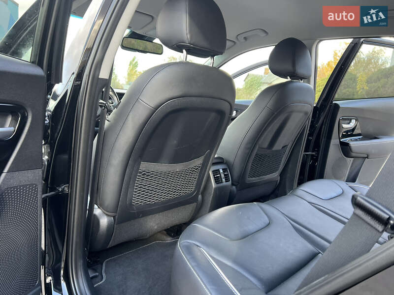 Позашляховик / Кросовер Kia Niro 2020 в Рівному фото 44 Позашляховик / Кросовер Kia Niro 2020 в Рівному