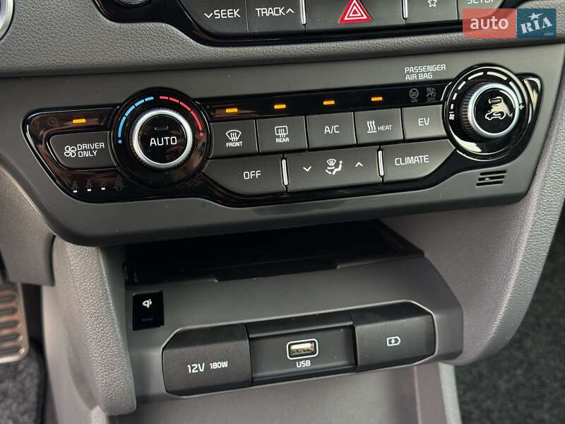 Внедорожник / Кроссовер Kia Niro 2019 в Тернополе