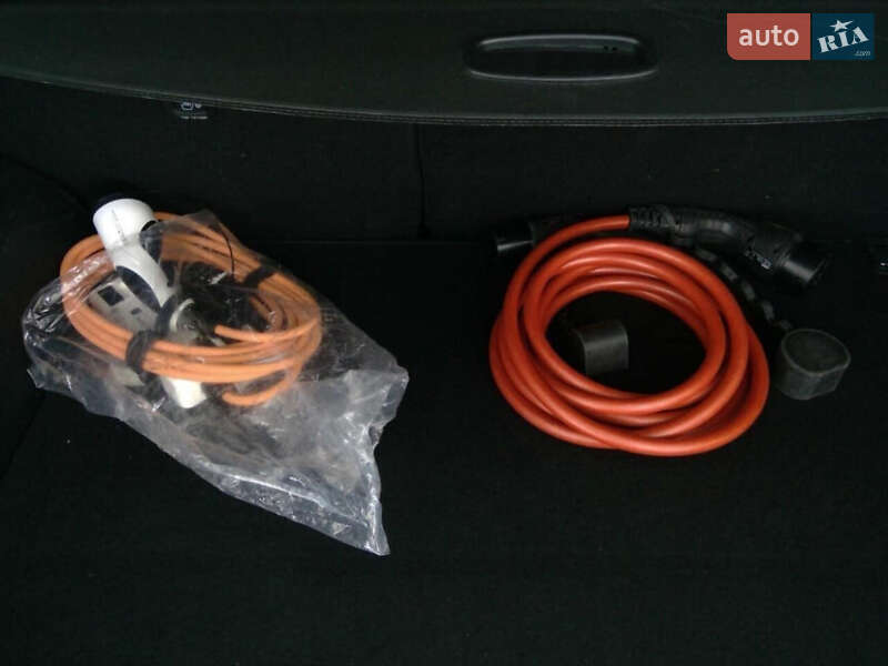 Позашляховик / Кросовер Kia Niro 2020 в Львові