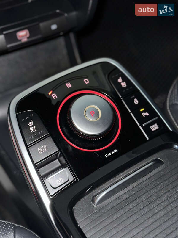 Внедорожник / Кроссовер Kia Niro 2019 в Ивано-Франковске