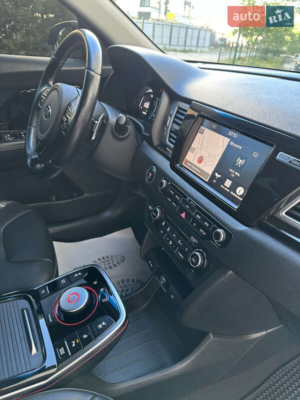 Внедорожник / Кроссовер Kia Niro 2019 в Ивано-Франковске